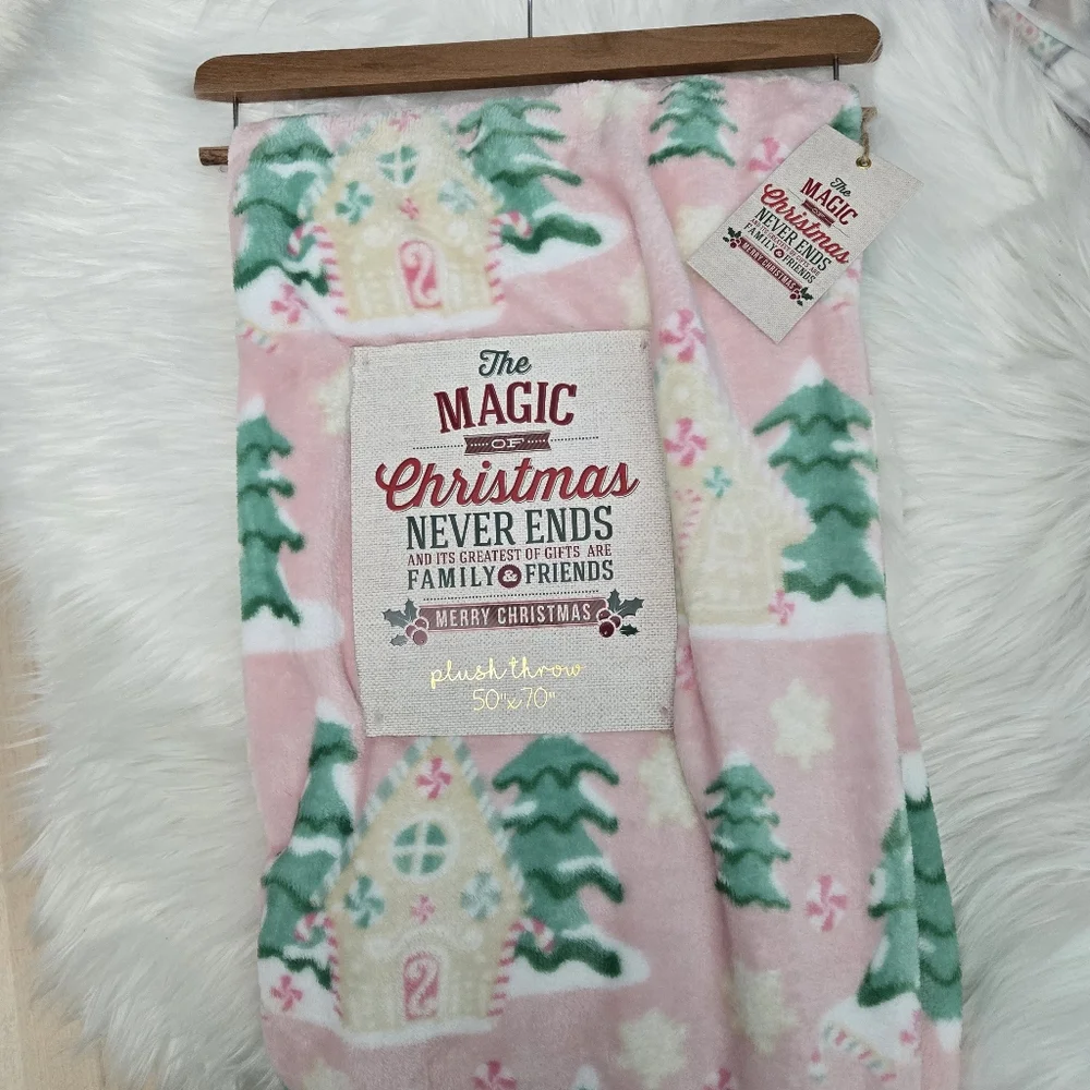 Gingerbread House The Magic Of Christmas Pink Plush Tree Blanket